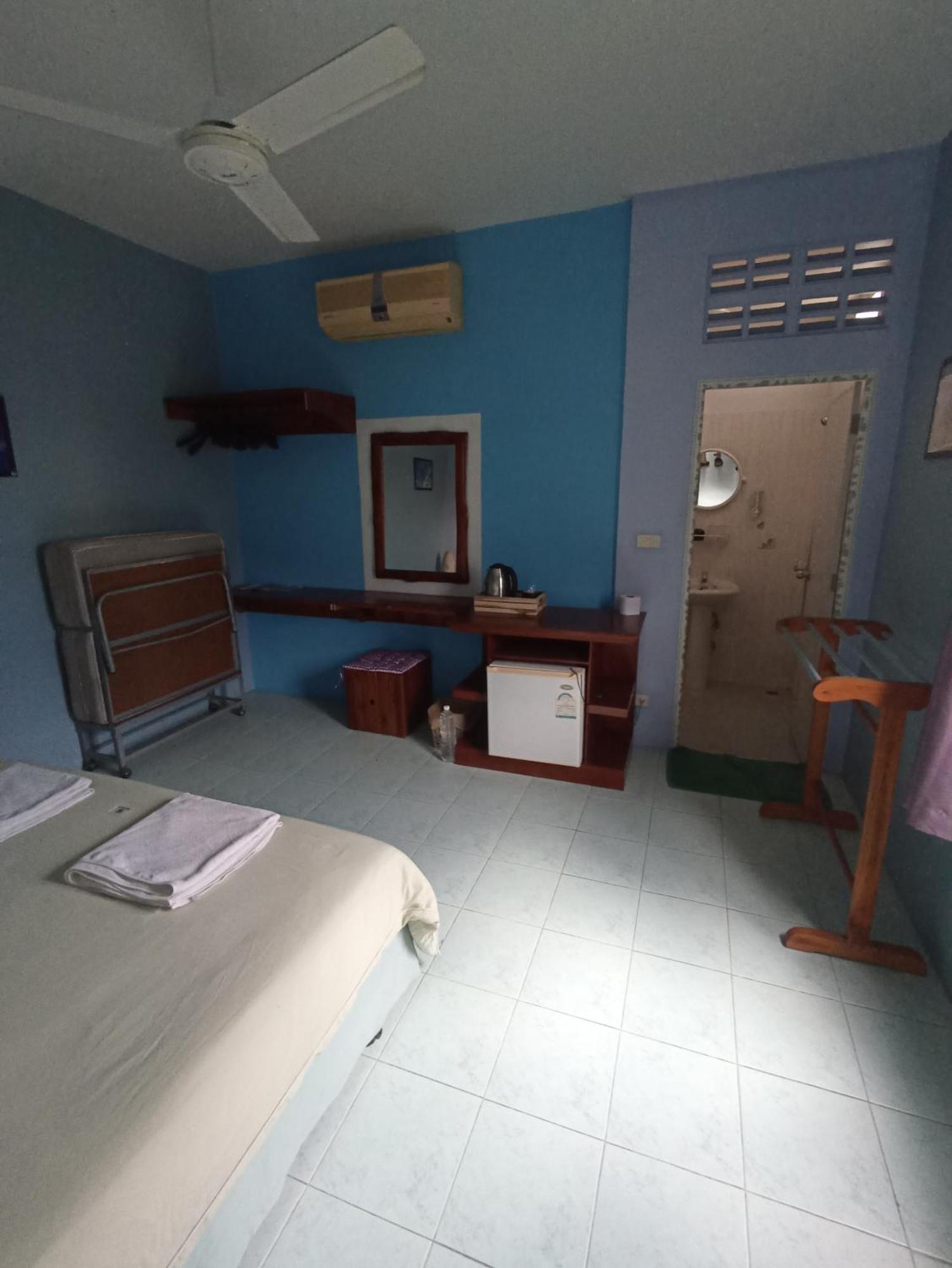 Adams House * Patong